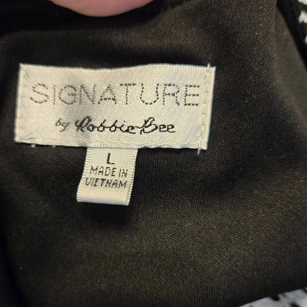 Signature by Robbie Bee - Large Dress - Pre-Owned - Picture 4 of 4
